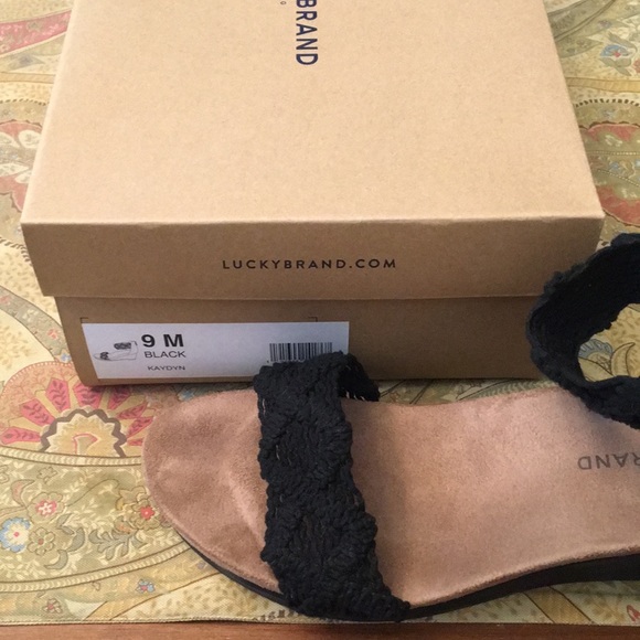 Lucky Brand Sandal - Picture 5 of 5